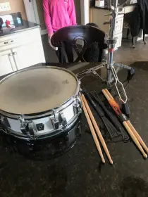 $10 vintage Ludwig snare?