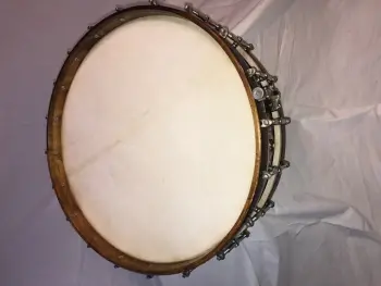 Lyon &amp; Healy snare