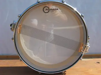 Vintage Pearl Free Floating Brass Snare Drum..Help.