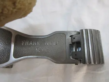 This is the Display Your Vintage Bass Pedal Thread