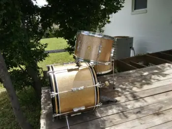 Decent Deal on a Champagne Sparkle Club Date....Ebay