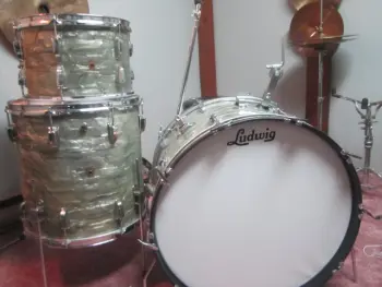 This is the Display Your Ludwig Drum Thread