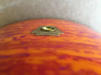 Any tips on adding a gentle curve to a badge?