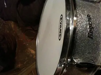 Rogers? Lugs?  What?