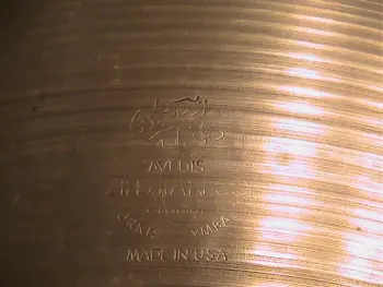 Odd Zildjian Lettering??