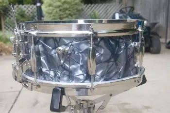 7X14 Radio King...with clip hoops?