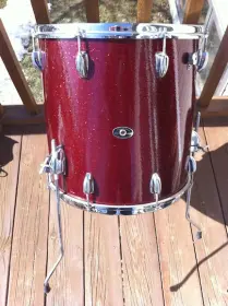 1st year Slingerland Sparkling Maroon Pearl Kit?