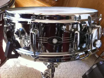 1st year Slingerland Sparkling Maroon Pearl Kit?