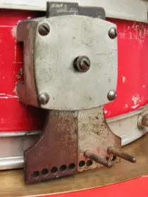 Unique Vintage Sonor Snare ?