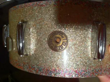Need help identifying Gretsch Round Badge Snare...