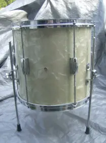 Dixie Drums-Different Badge than most?