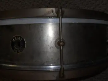 50's Kent Snare Lug
