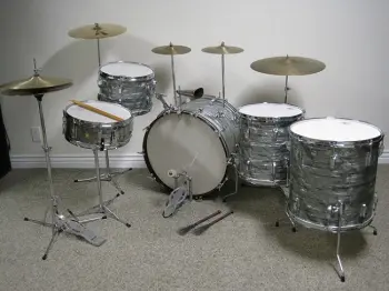 Psychadelic Red Ludwig kit