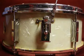 1960 ish 6-Lug Frank Capp model Leedy.