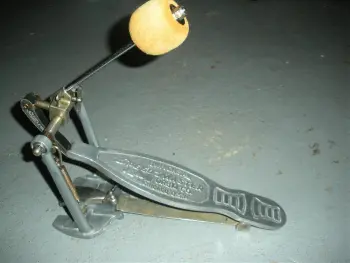 Cleaning old bass drum beater?