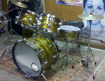 60's Ludwig Standards Lemon Strata 5-pc.