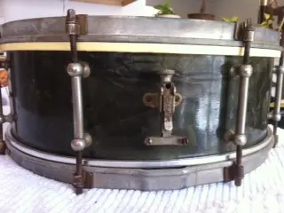 Help identifying this drum