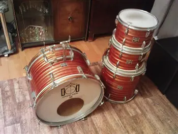Another Hoshino drumset