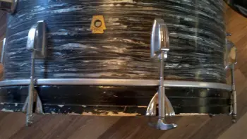 Ludwig Vintage 60's Black Oyster Pearl kit, and 2 snare's