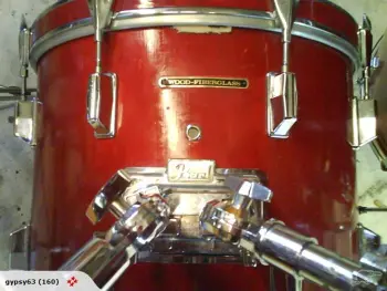 Pearl wood-fiberglass kit with 18&quot; BD