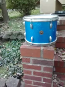 2 x Vintage Gretsch Round badge 8&quot;x12&quot; toms in blue sparkle, great shape!