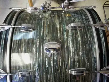 Luddy Oyster Blue Pearl?