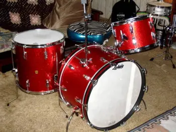 Thinking about buying this '61 Ludwig