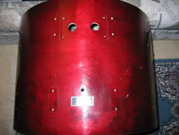 Need help identifying a vintage Pearl kit