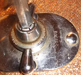 1960's Rogers Cleveland Champagne Sparkle Kit