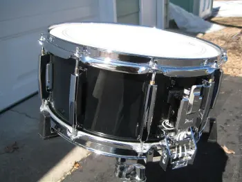 Vintage Pearl Snare or Not??