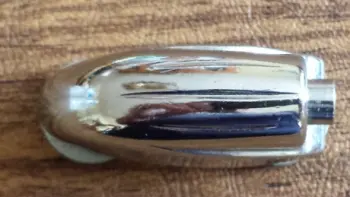 16 Small Gretsch lugs (wanted)