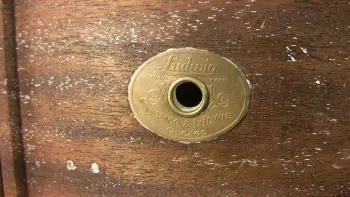 help identify 1920's ludwig snare