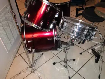 Need help dating a Ludwig snare