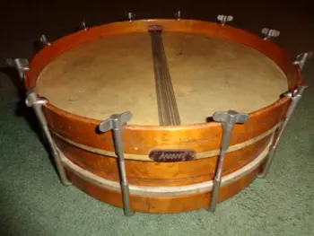 Need help Identifying this early 1900's snare drum