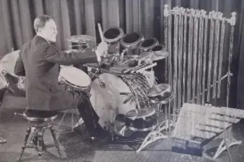 Show your 1920's drummers!! A photo archive