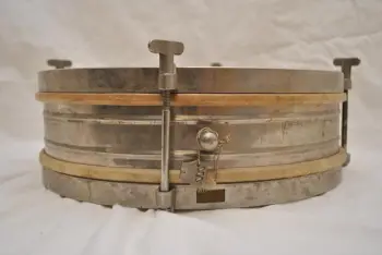 does anyone know anything about this drum?