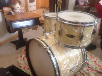 Late 50's early 60's Pearl drums