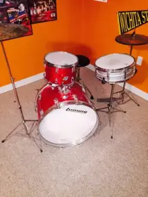 Is Winter a Bad Time for Vintage Drums on CL?