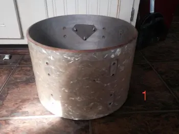 Vintage Gretsch and Ludwig tom and bass drum shells