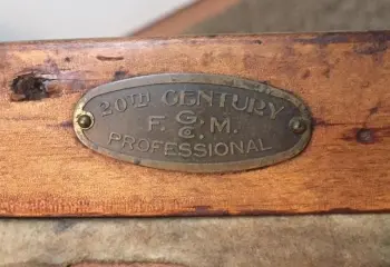 What is this massively old snare drum?