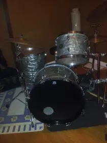 This is Display Your old Gretsch thread