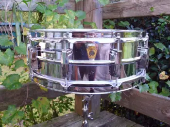 For Sale: Ludwig 60's Supra COB hoops red felt