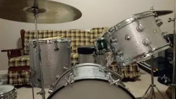 This is the Display Your Camco Drums Thread