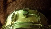 Looks Like a Gretsch....but it's not!