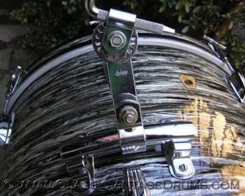 Drilling consolette on a bass drum