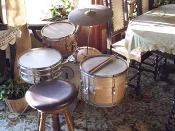 14&quot;x10 floor tom