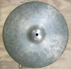 Zildjian stamp and 14&quot; HiHats ...