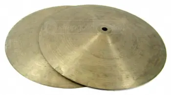 any idea what these hi-hats are?