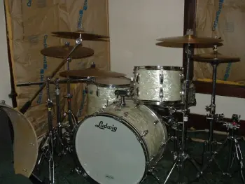 A Couple Ludwig Questions