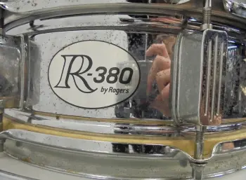 How do you determine the Date of a Rogers R-360 ?